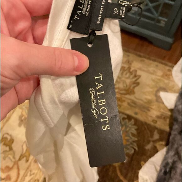 NWT Talbots top 🤍  - Picture 3 of 6